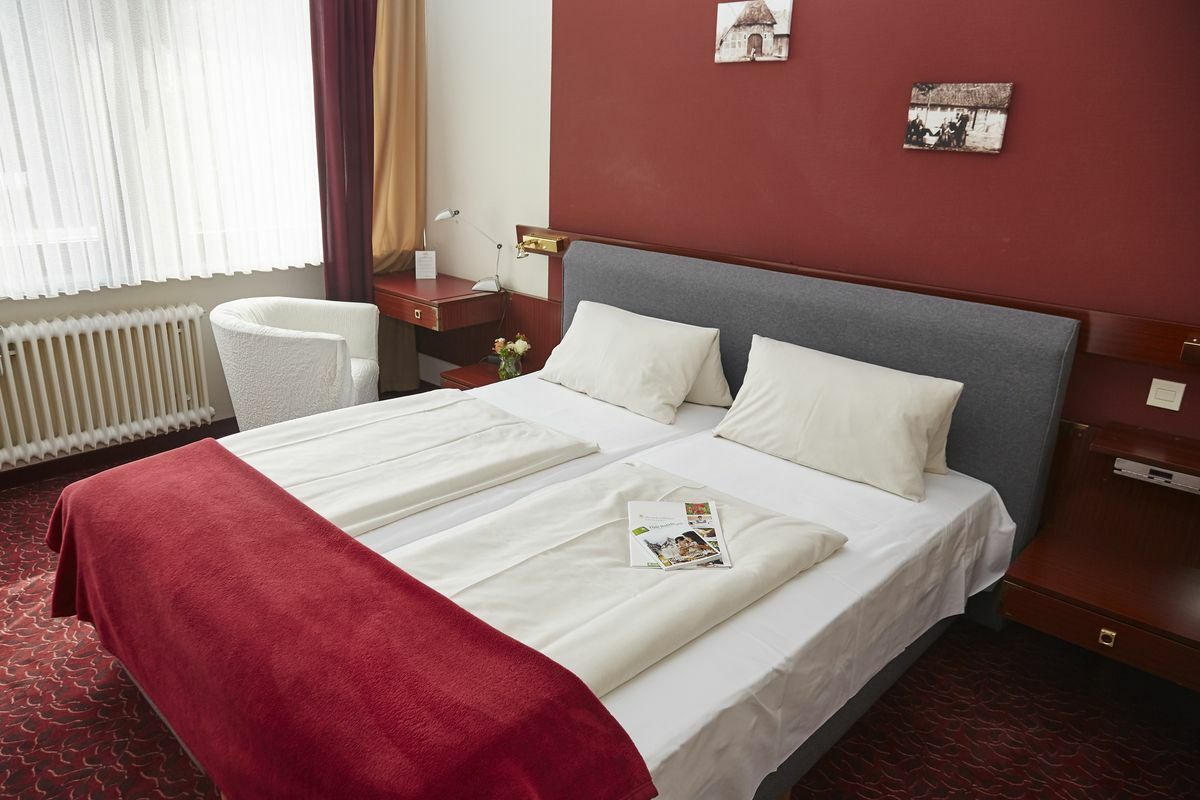 Flair Hotel Zur Eiche 부흐홀츠 인 데어 노르트하이데 외부 사진